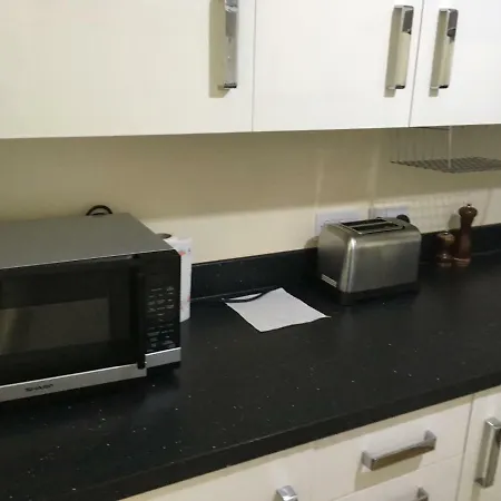 Bright, Modern,very Clean And Comfortable Flat Edimburgo