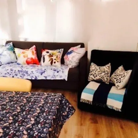 Royal Mile 3rd Floor No Lift エディンバラ