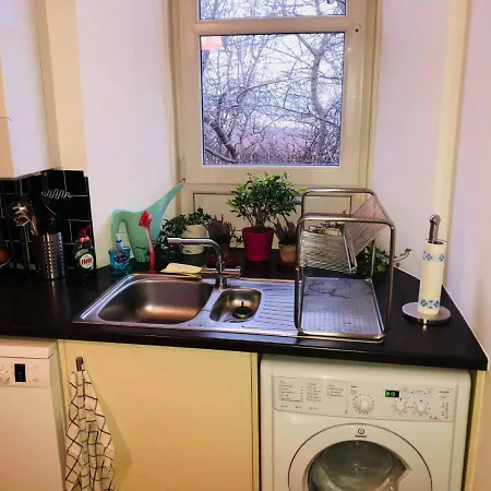 Kings Road - Seaside Retreat 15 Minutes To Central *