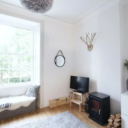 Henderson Row - Cosy New Town Apt 10 Minutes Walk From Princes St Apartment Edinburgh
