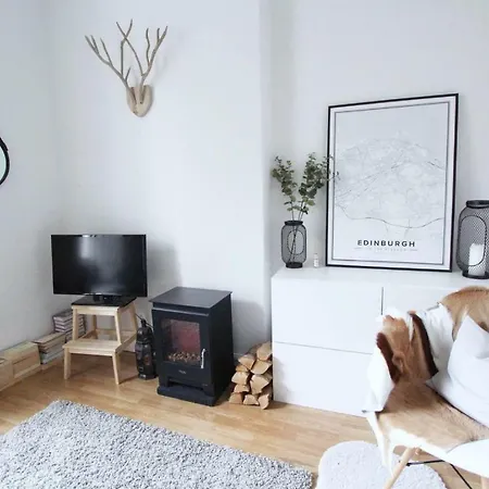 Henderson Row - Cosy New Town Apt 10 Minutes Walk From Princes St * Edimburgo