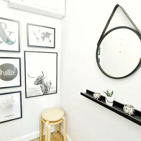 Apartment Henderson Row - Cosy New Town Apt 10 Minutes Walk From Princes St
