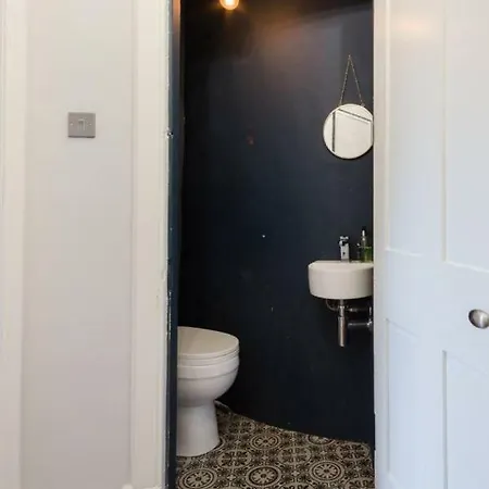 Apartment Henderson Row - Cosy New Town Apt 10 Minutes Walk From Princes St *