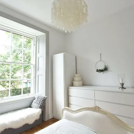 Apartment Henderson Row - Cosy New Town Apt 10 Minutes Walk From Princes St
