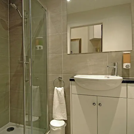 Pitt Street Apartment Beautiful Spacious Apartment Free Parking And Free Sanitizer *