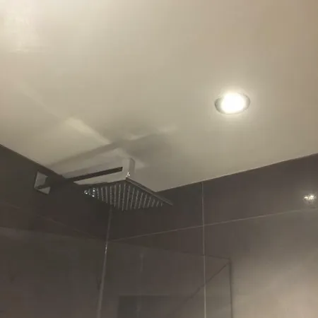 The Bonnie Bide Awa' Apartment *