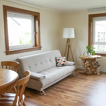 Apartment Newly Refurbished Flat Free Parking Wifi *