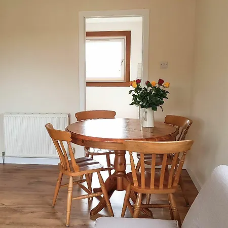 Apartment Newly Refurbished Flat Free Parking Wifi *