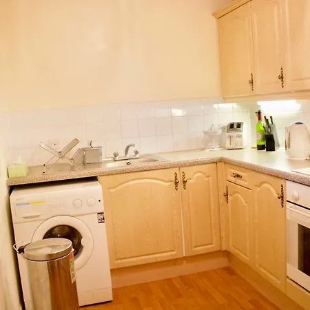 2 Bedroom In Stockbridge * Edinburgh