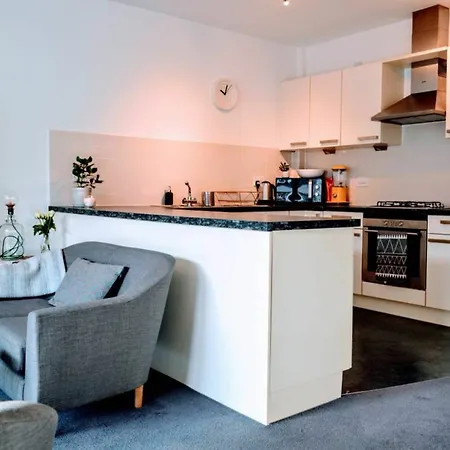 Beautifully Renovated -central Apartamento *