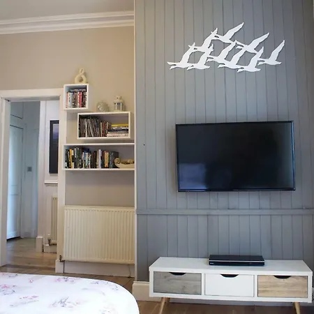 דירה Charming Very Near The City Centre *