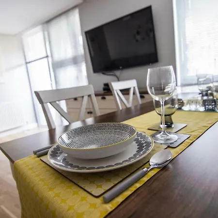 Great 2 Bedroom With Free Parking Daire *