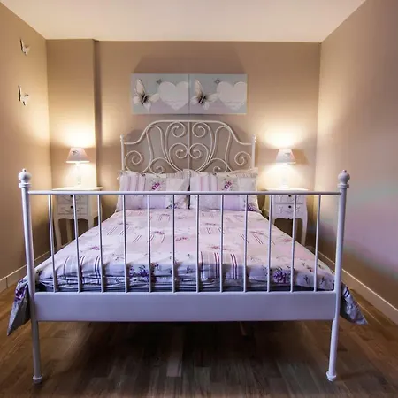 Daire Great 2 Bedroom With Free Parking