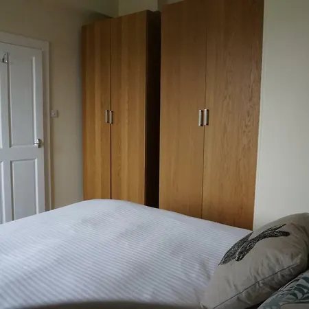 Comfortable Central West End * אדינבורו
