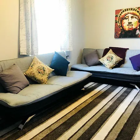 The Paddockholm - Budget Holiday Appartement *