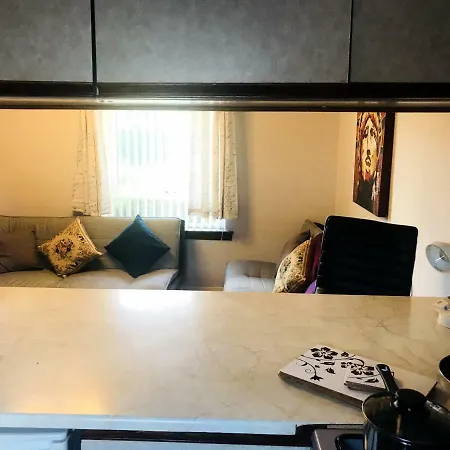Appartement The Paddockholm - Budget Holiday *