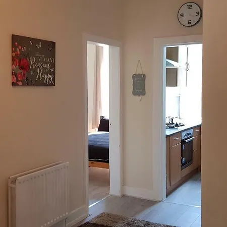 City Centre Tollcross Daire