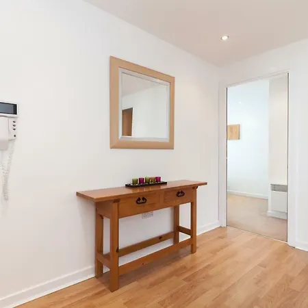 Stylish Garden View * Edinburg