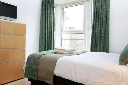Holyrood With Parking & Lift Access Apartment *