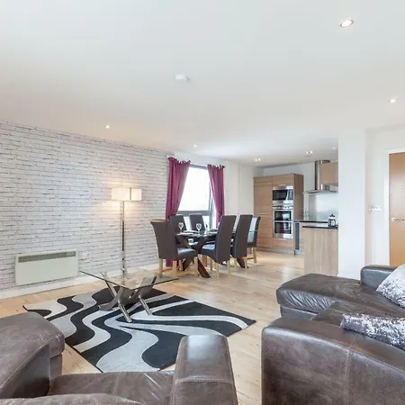 Stylish Penthouse Lägenhet *