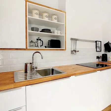 Lägenhet Stylish Flat In 1860's Listed Building Edinburg