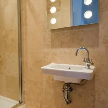 Appartement Historic 1890s Turned Relaxing Retreat *