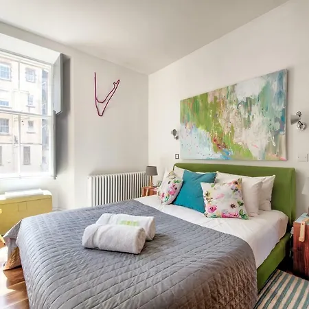 アパート Modern Flat With Fantastic Views By The Royal Mile