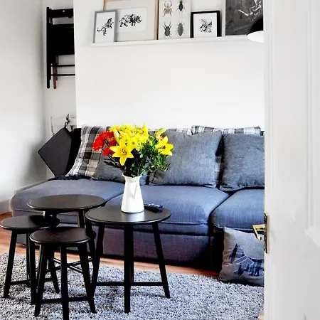 Lägenhet Stylish Flat In 1860's Listed Building Edinburg