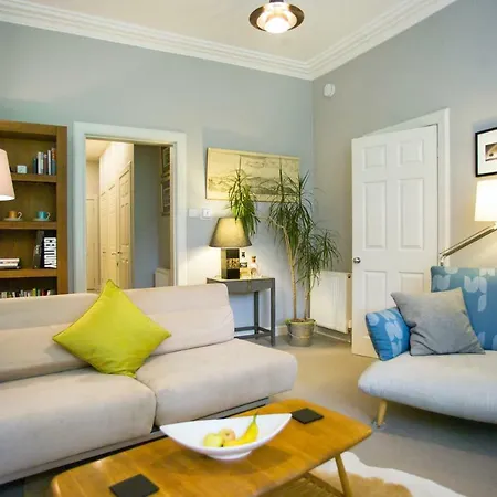 East Norton Place *