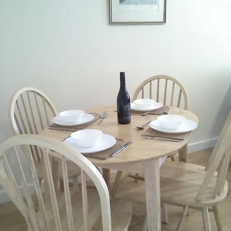 شقة Spacious Leith إدنبرة