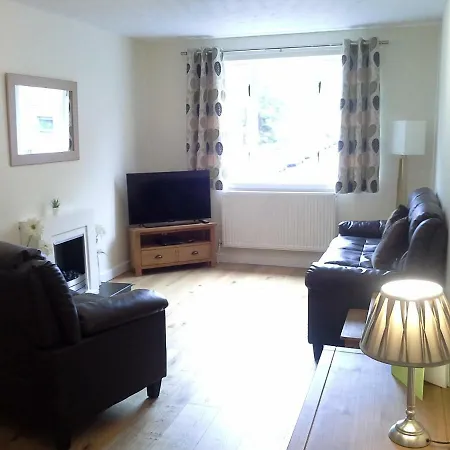 Spacious Leith شقة