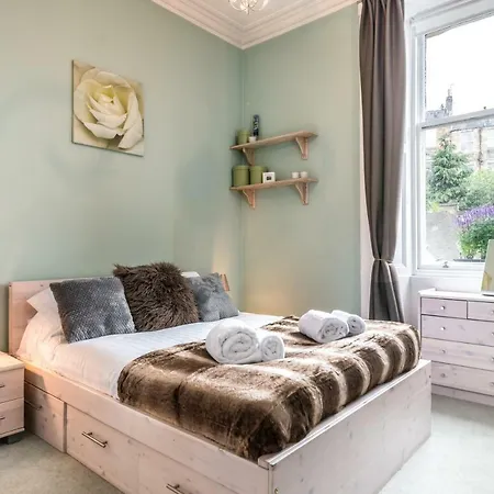 Διαμέρισμα Ground Floor Comfortable Stockbridge Apt