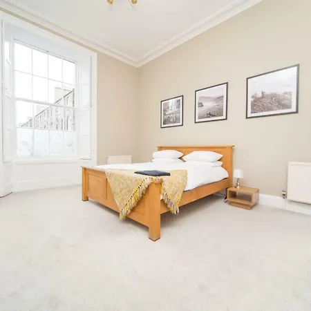 Apartment Dundas Street Georgian Townhouse *