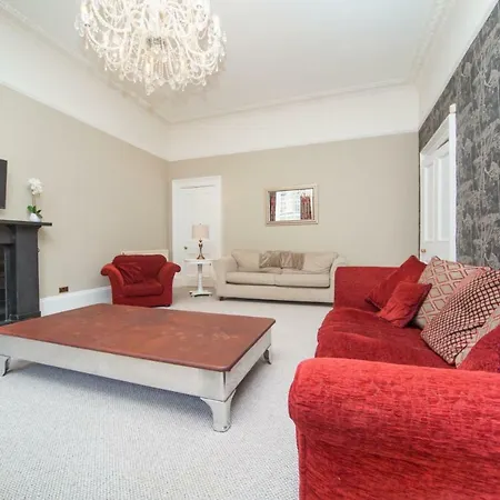 Dundas Street Georgian Townhouse *