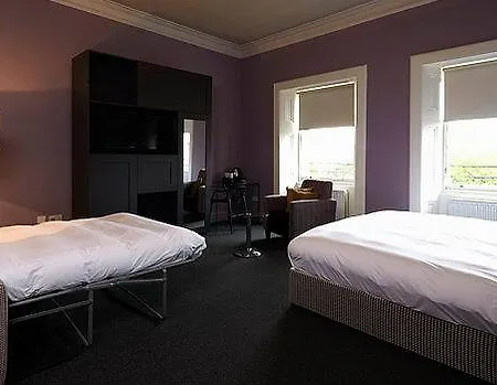 B+B Edinburgh Edinburg