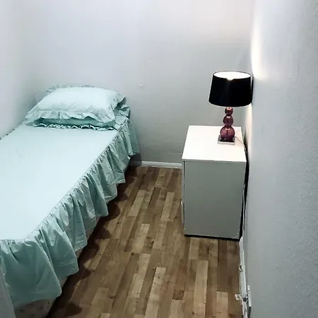 City Center - Budget Holiday Flat * Edimburgo