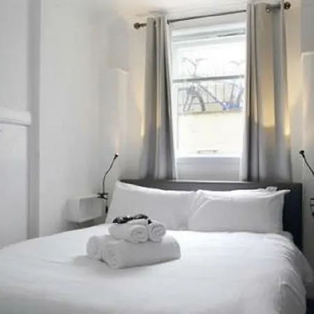 Apartment Park View Studio Walking Distance To Royal Mile Edinburgh