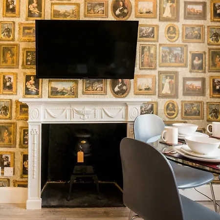 West Bow - Magical Harry Potter-inspired Flat Near Castle * EDI