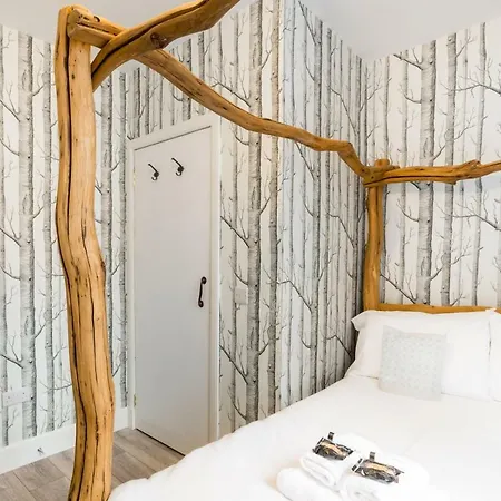 West Bow - Magical Harry Potter-inspired Flat Near Castle Apartment EDI