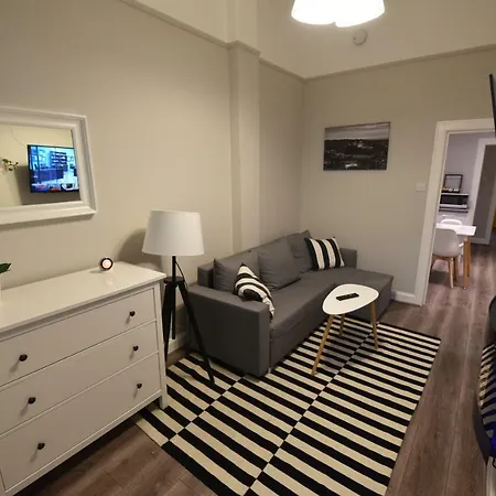 Slateford House Ground Floor Main Door