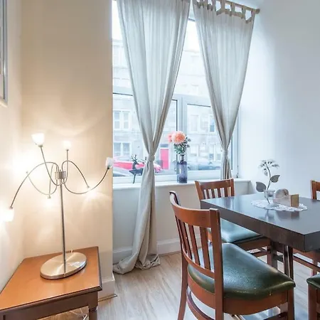 Central Spacious In Haymarket Area 公寓