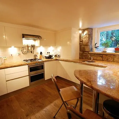 Apartamento Edinburgh Centre Garden Apartment