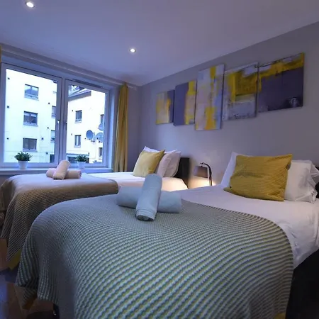 Royal Mile * Edinburgh