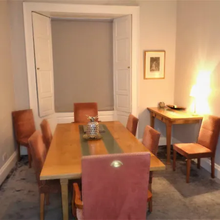 Heritage - York Place *