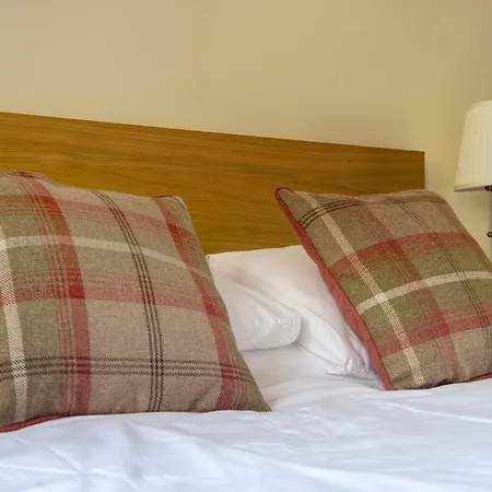Charming 1 Bed With Castle View Apartamento Edimburgo