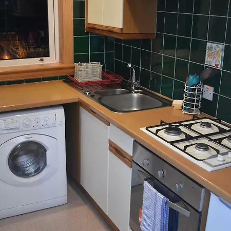 Spacious, Traditional 2 Bed With Study! * Edinburgh