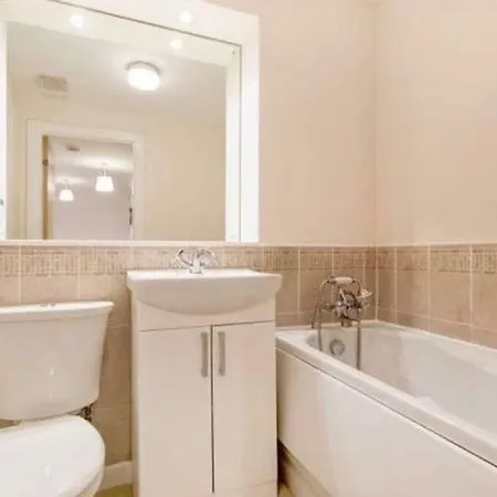 Comfy Flat Handy For City Centre Apartment Edinburgh