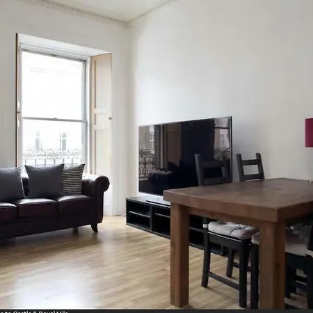 Central Flat 5 Minutes To Castle & Royal Mile Apartamento Edimburgo