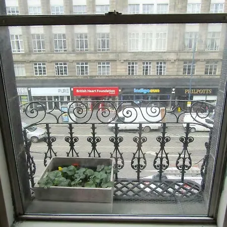 Apartment Central Flat 5 Minutes To Castle & Royal Mile