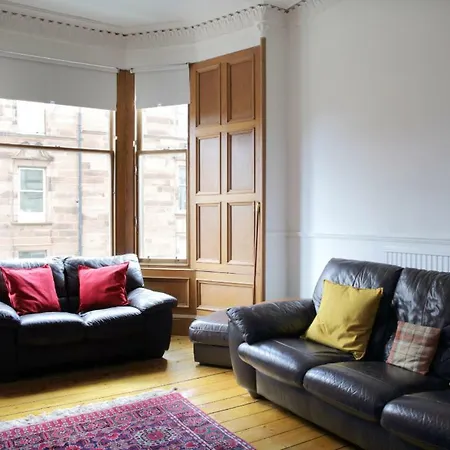 Appartement Comiston Road - Welcoming 2 Bedroom Apartment-close To City Centre *